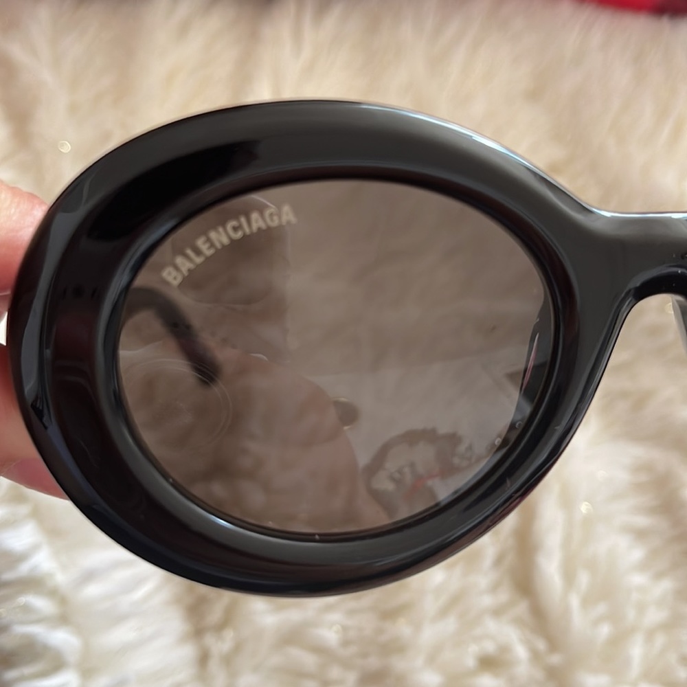 Balenciaga sunglasses - Picture 6 of 12